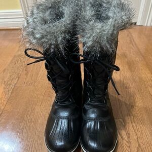 Sorel Tofino II Boots Black Sz 8.5 Faux Fur Lined Waterproof Quilted Lace Up